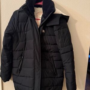 Abercrombie & Fitch Dark Puffer Coat